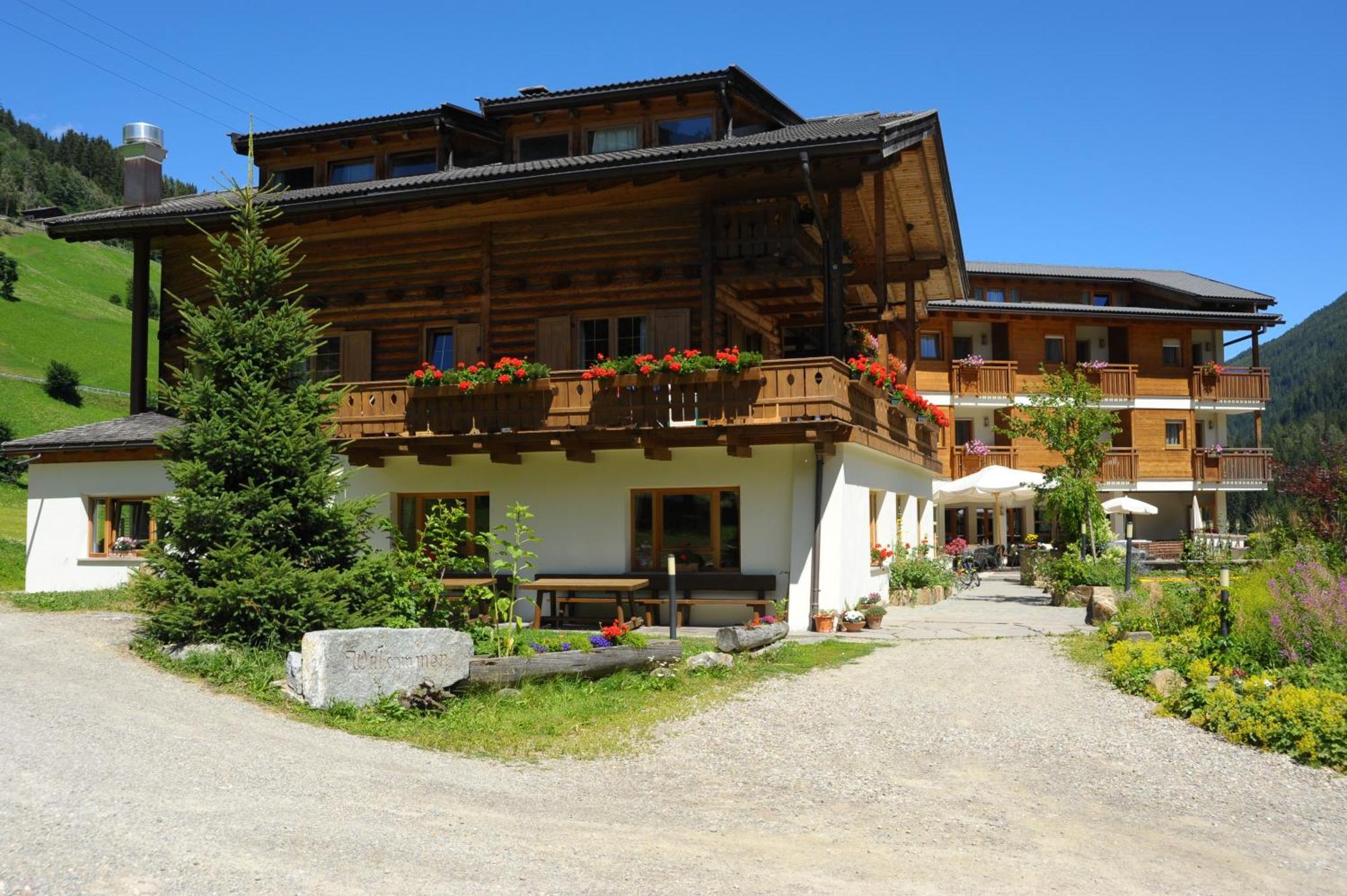 Hotel Ortler Ultimo Exterior foto