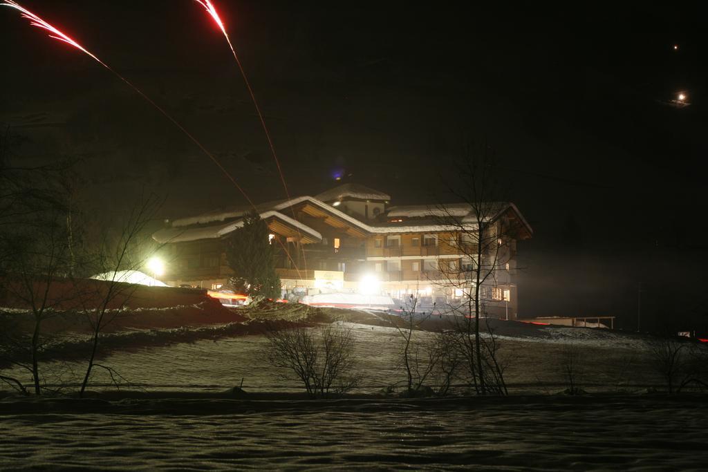 Hotel Ortler Ultimo Exterior foto